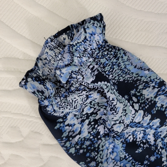 Joie Blue Parisian Paisley Long Sleeve Blouse Front Tie Tassles Size Large - Picture 4 of 12